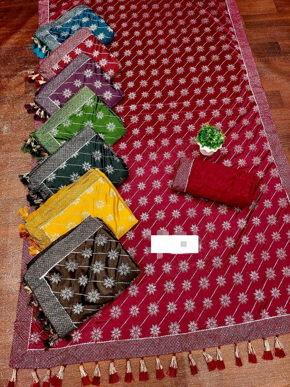 Glitter Misthi Saree.